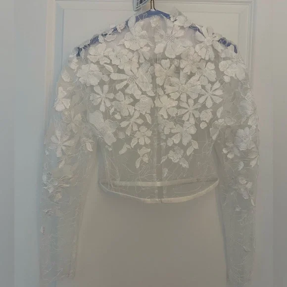 Mira Zwillinger Ness Topper - Picture 5 of 12